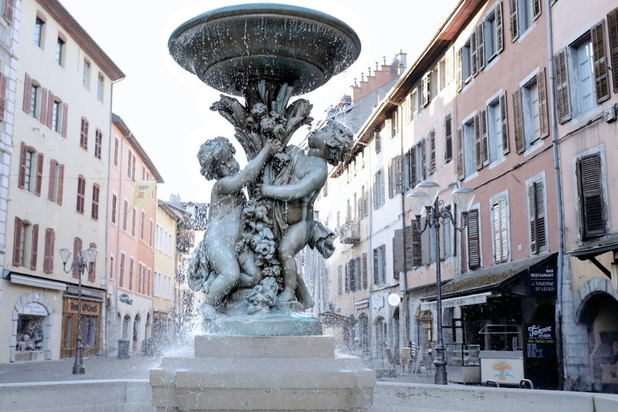 Fontaine dans le centre-ville de Chambéry